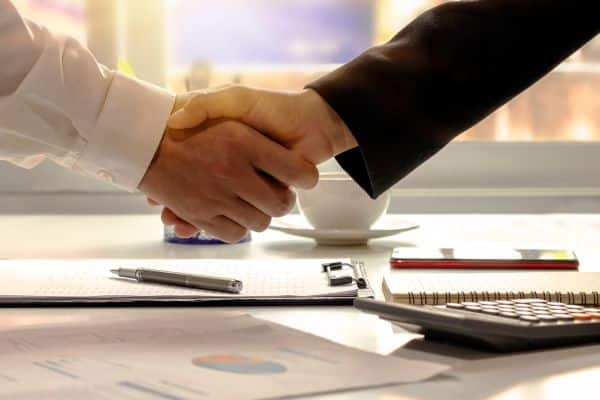 הסכם חיים משותפים עם אביאל לאמש