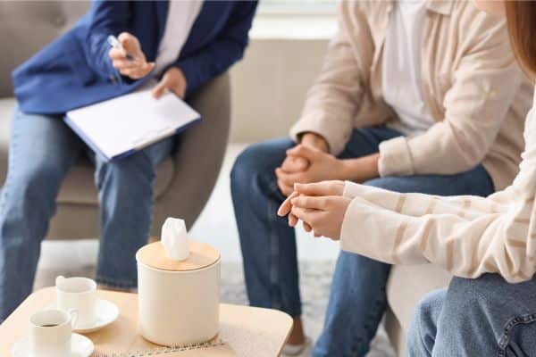 גישור גירושין בירושלים - אביאל לאמש